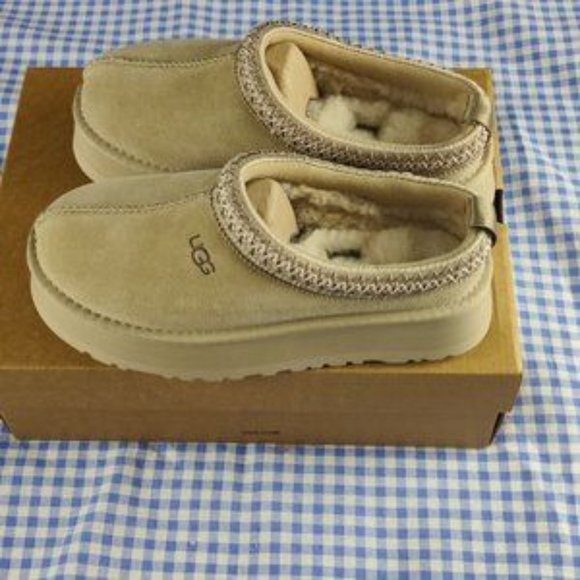 🎈UGG Tazz Slipper PlatformSeed NEW🎈